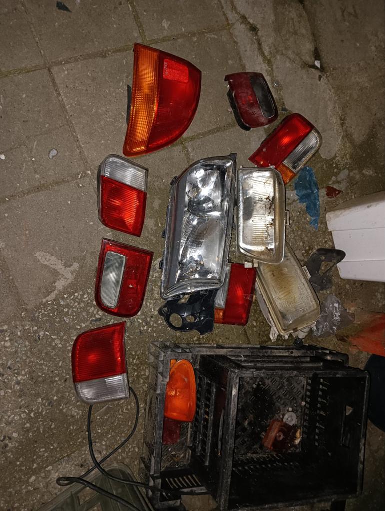 voor en achter lichten van een Opel astra in goede staat, Ophalen of Verzenden, Opel