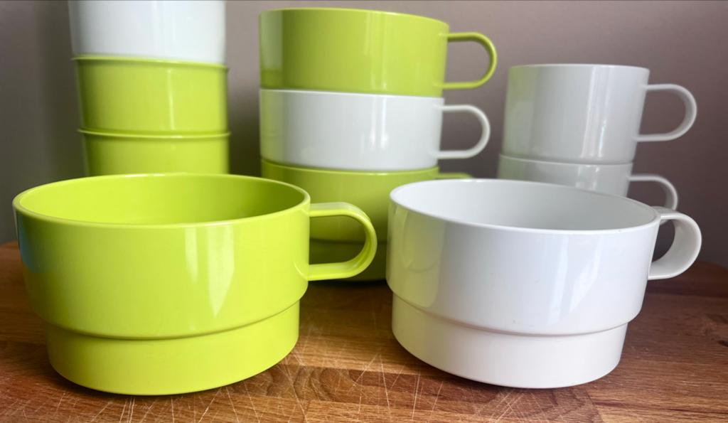 Mepal Rosti stapelbaar servies - bekers en kommen, Huis en Inrichting, Keuken | Servies, Overige materialen, Ophalen of Verzenden
