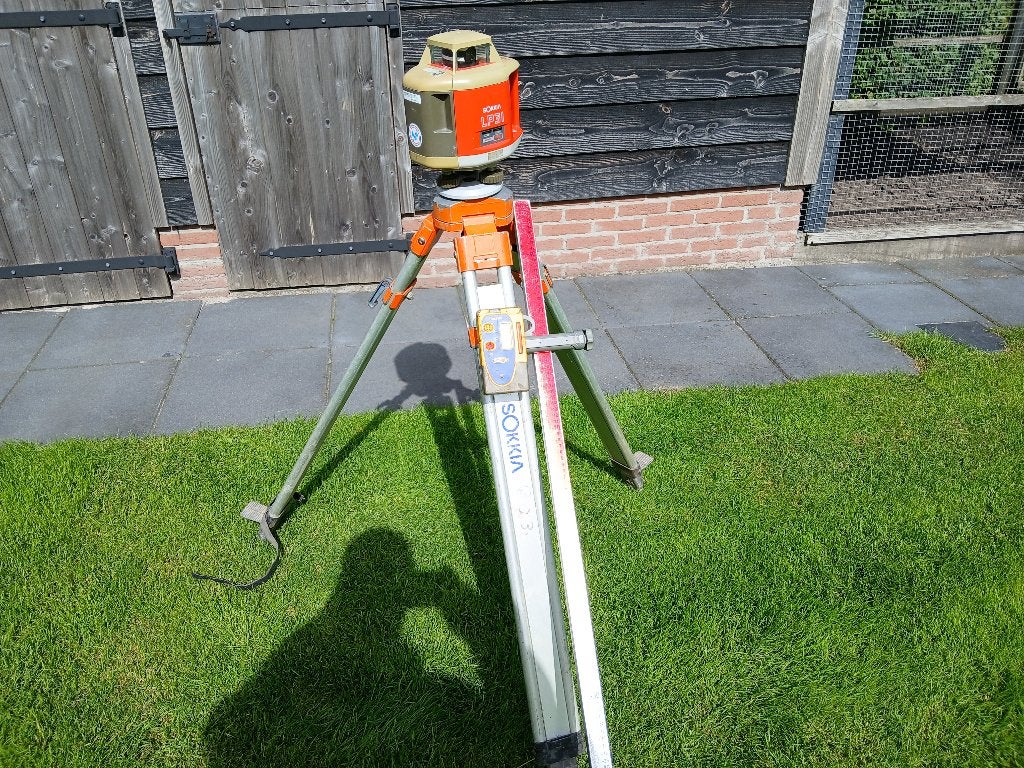 tehuur topcon  sokkia bouwlazer, Ophalen