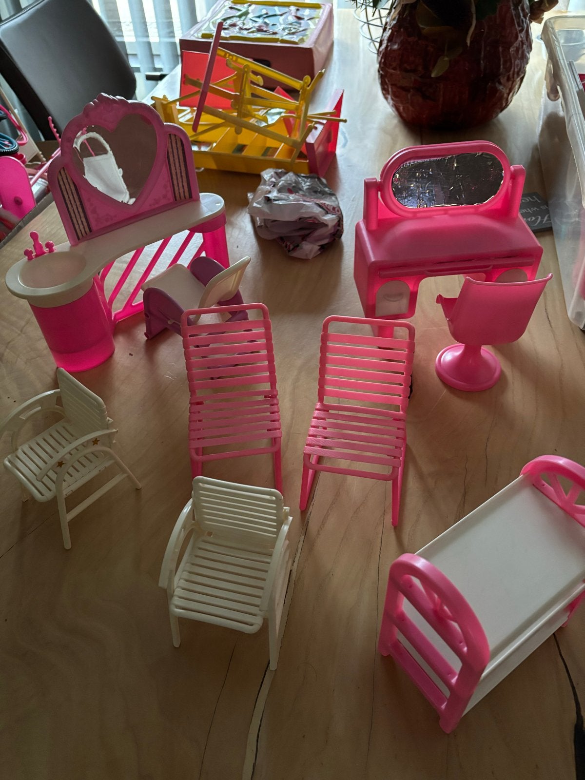 Grote collectie Barbie poppen, kleding en meubels, Ophalen of Verzenden, Gebruikt, Barbie