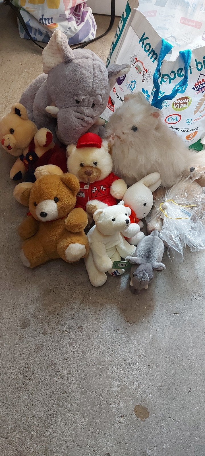 Grote verzameling knuffels, diverse soorten en maten, Ophalen, Gebruikt, Overige merken, Grijs