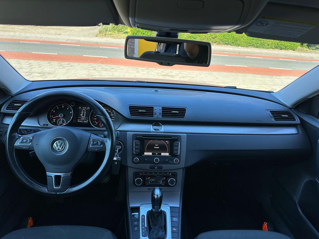 Volkswagen Passat Variant 1.4 TSI BlueMotion / Navi / PDC /, Euro 5, Stof, Gebruikt, Met garantie (alle)