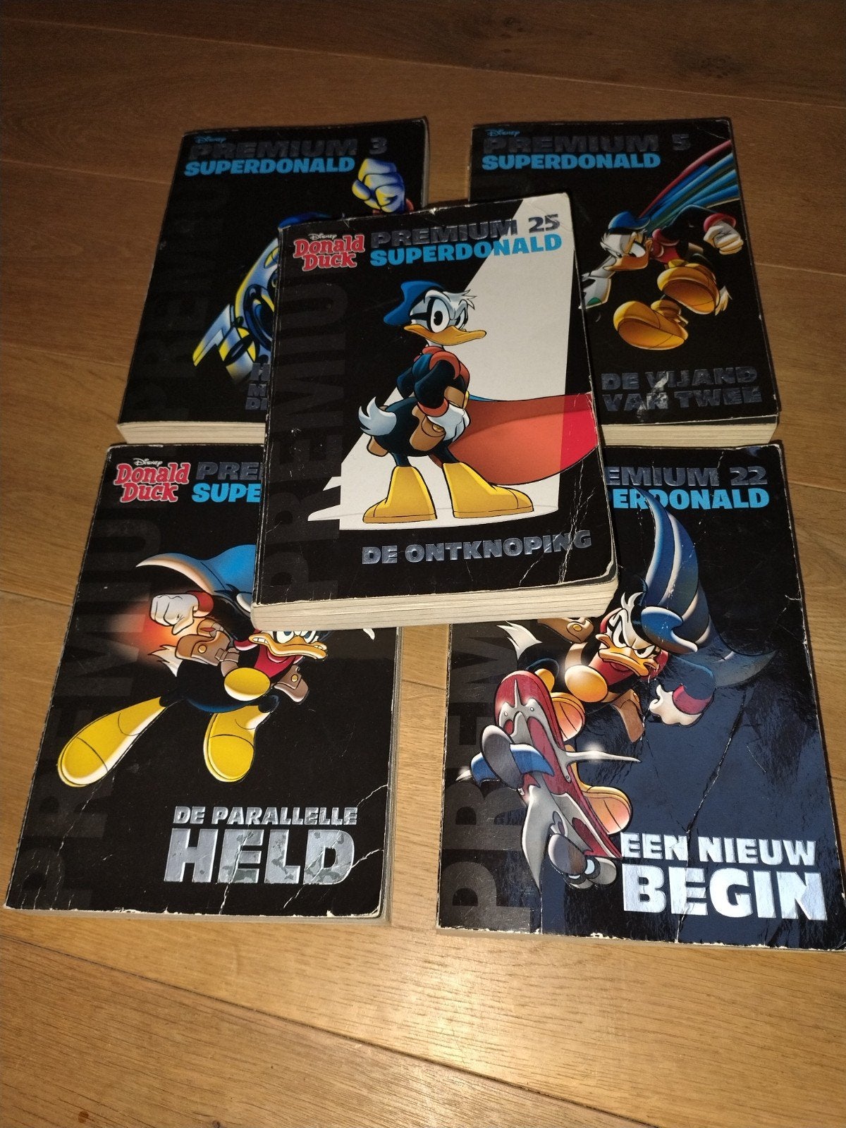 Premium Superdonald Donald Duck Pockets, Boeken, Meerdere comics, Ophalen of Verzenden, Zo goed als nieuw, Europa