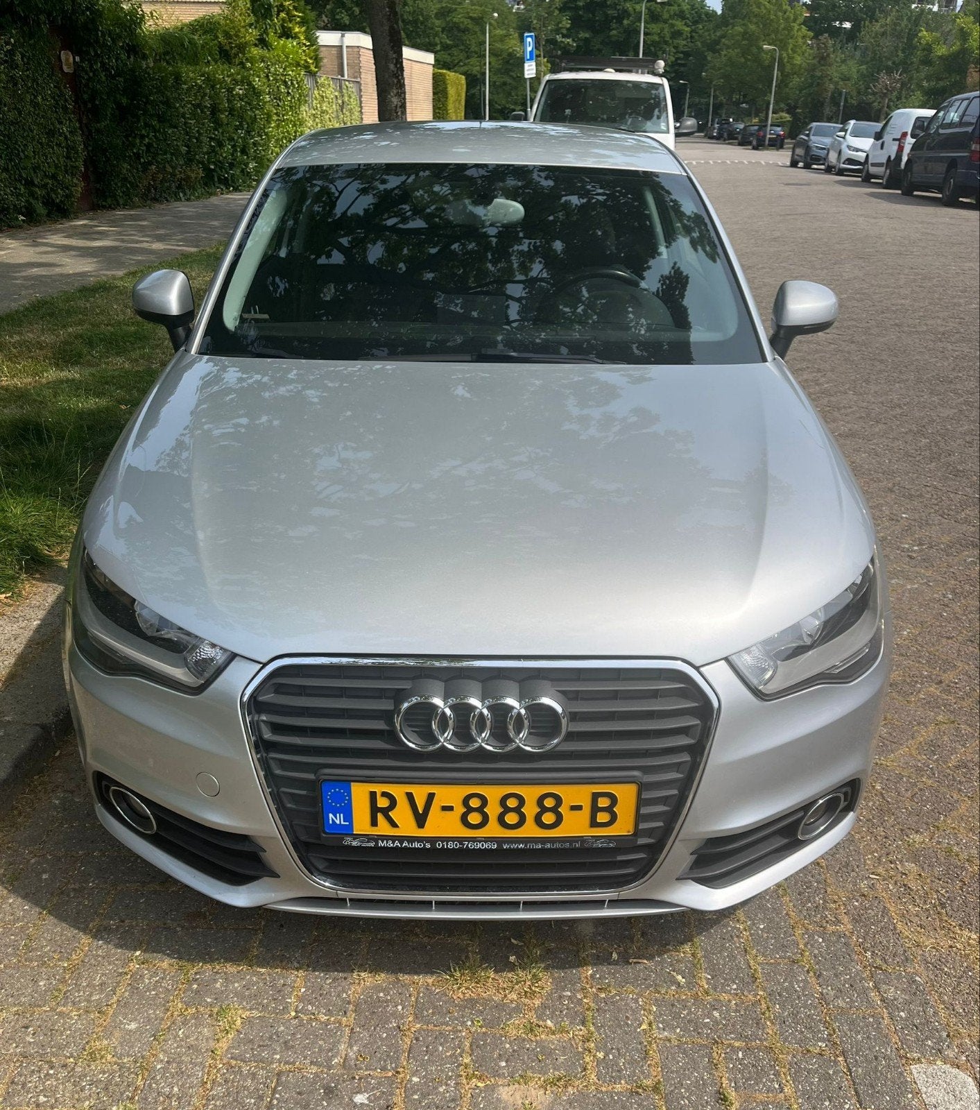 Audi A1 1.2 Tfsi 63KW 2011 Grijs, Auto's, Audi, Voorwielaandrijving, Zwart, 4 cilinders, 4 stoelen