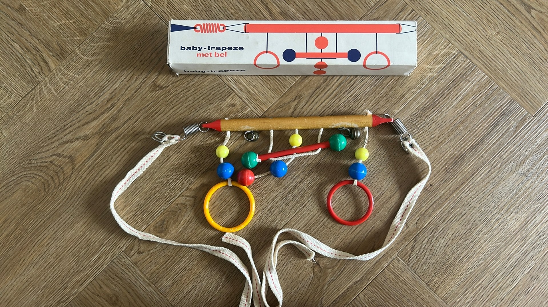 Kibofa Zevenaar Holland - baby trapeze met bel - met doos, Kinderen en Baby's, Ophalen of Verzenden, Gebruikt