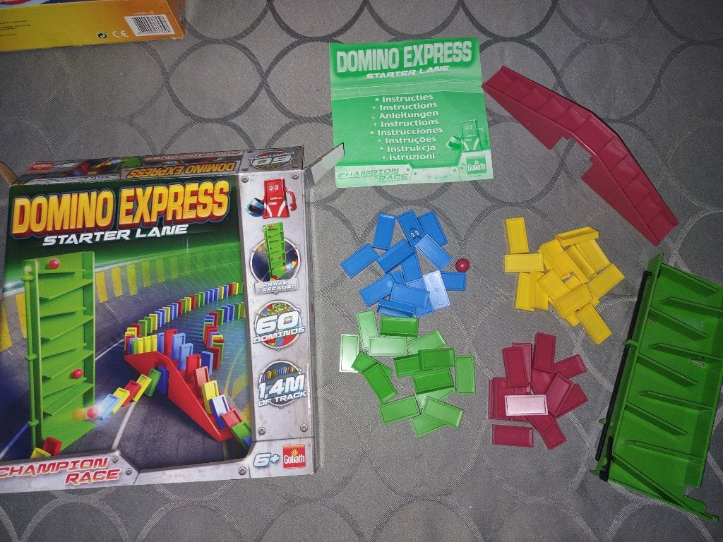 Domino express starter lane, Kinderen en Baby's, Speelgoed | Bouwstenen, Ophalen of Verzenden, Zo goed als nieuw