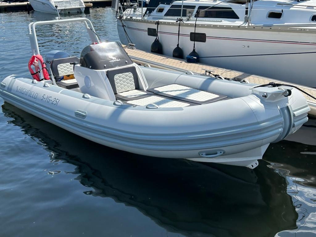 Super gave, full option Highfield 5.4 Patrol 80pk te koop, Watersport en Boten, Rubberboten, PVC, Zo goed als nieuw, Highfield