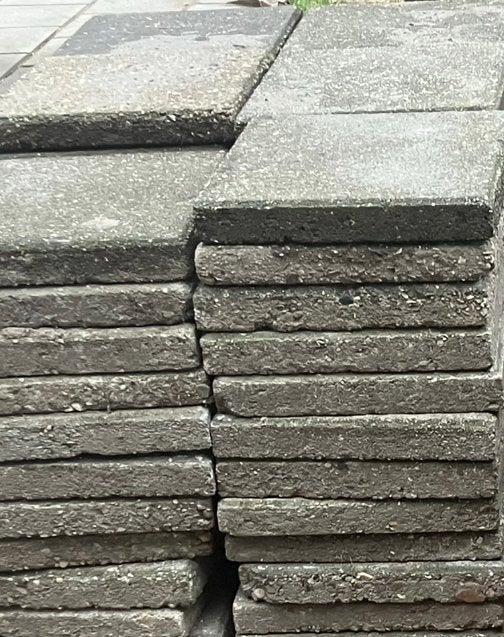 Gratis af te halen tegels 30x30 (+\-600 stuks), Tuin en Terras, Ophalen, Gebruikt, 10 m² of meer, Beton