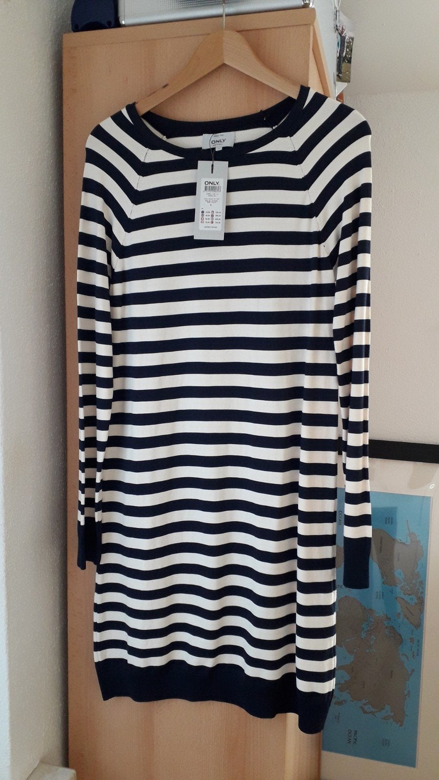 Nieuwe gestreepte only jurk mt s, Maat 38/40 (M), Blauw, Nieuw, Ophalen of Verzenden