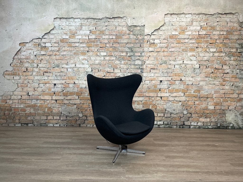 Fritz Hansen Egg Chair bij TheReSales, Ophalen, Design, 75 tot 100 cm, Zo goed als nieuw