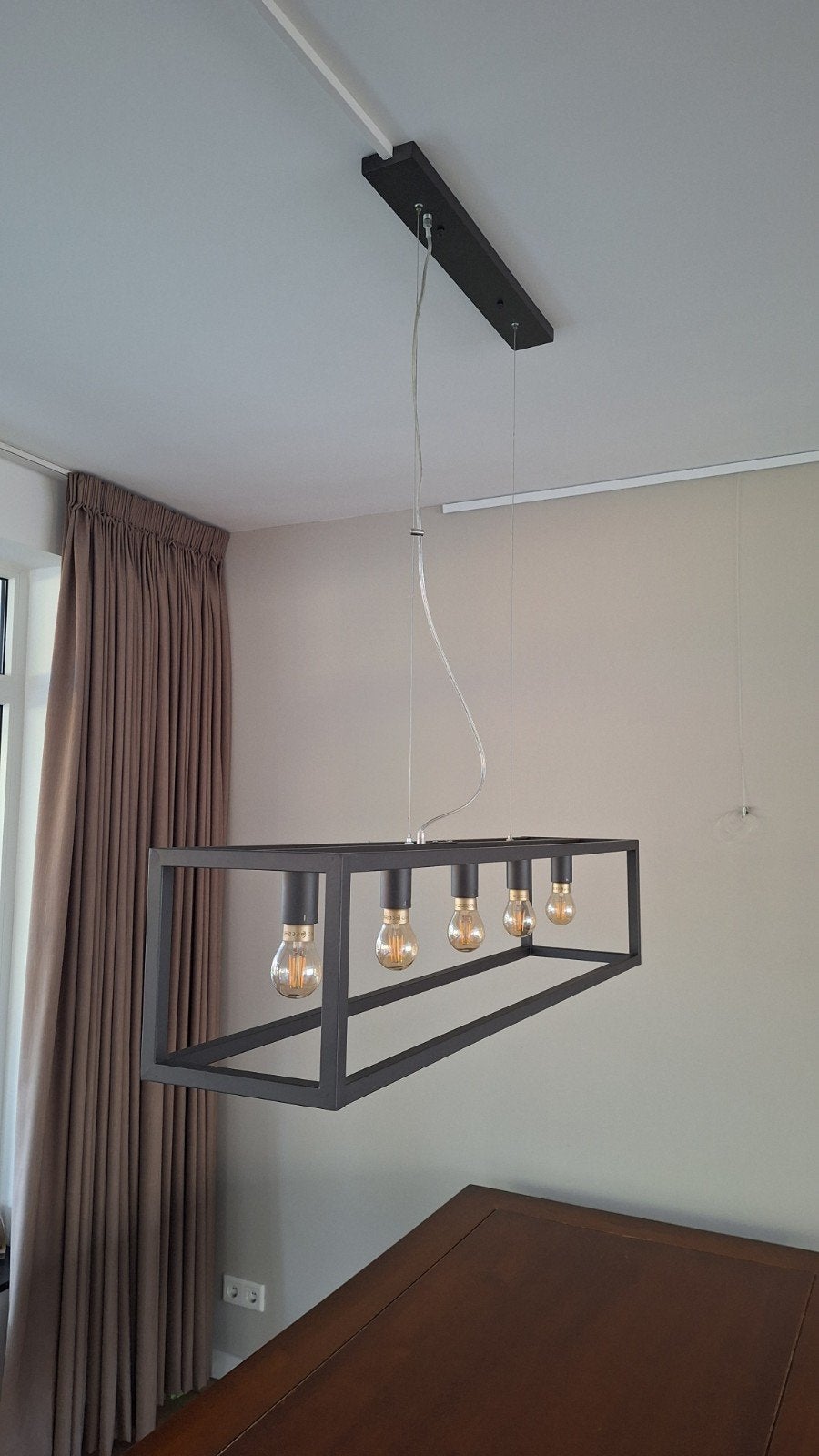 Moderne Zwarte Hanglamp met 5 Lichtpunten (120x25x25cm), Ophalen, Gebruikt, Modern, Industrieel, E27 (groot)