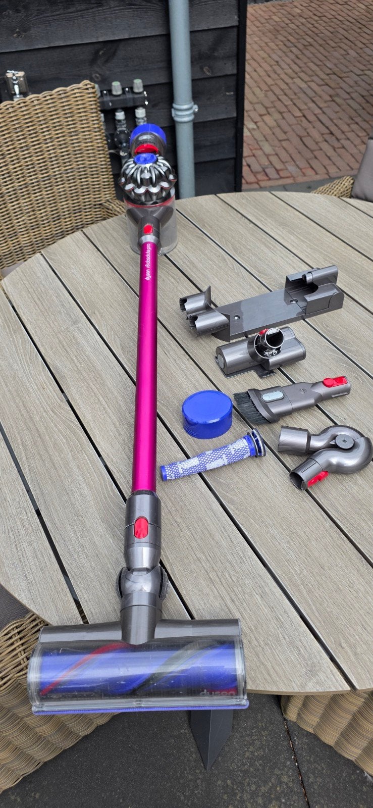 Dyson V8 Absolute Pro Steelstofzuiger met nieuwe accu, Gebruikt, Draadloos, Ophalen of Verzenden, Dyson