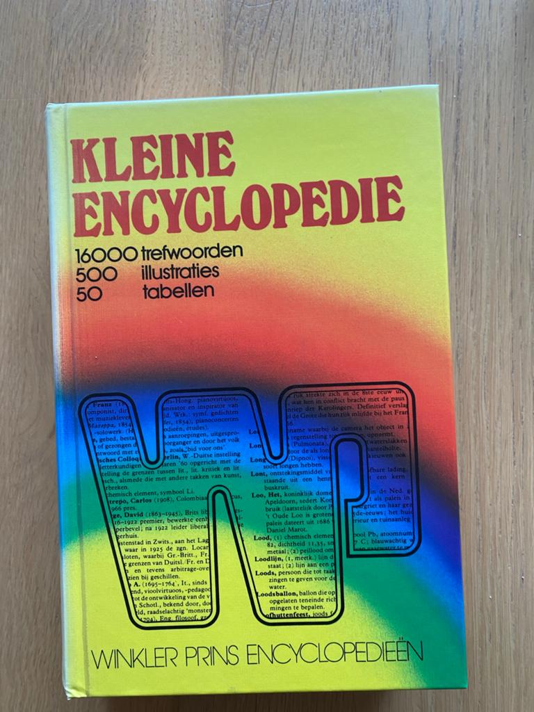 Winkler Prins Kleine Encyclopedie - Algemeen Naslagwerk, Ophalen of Verzenden, Gelezen, Algemeen, Los deel