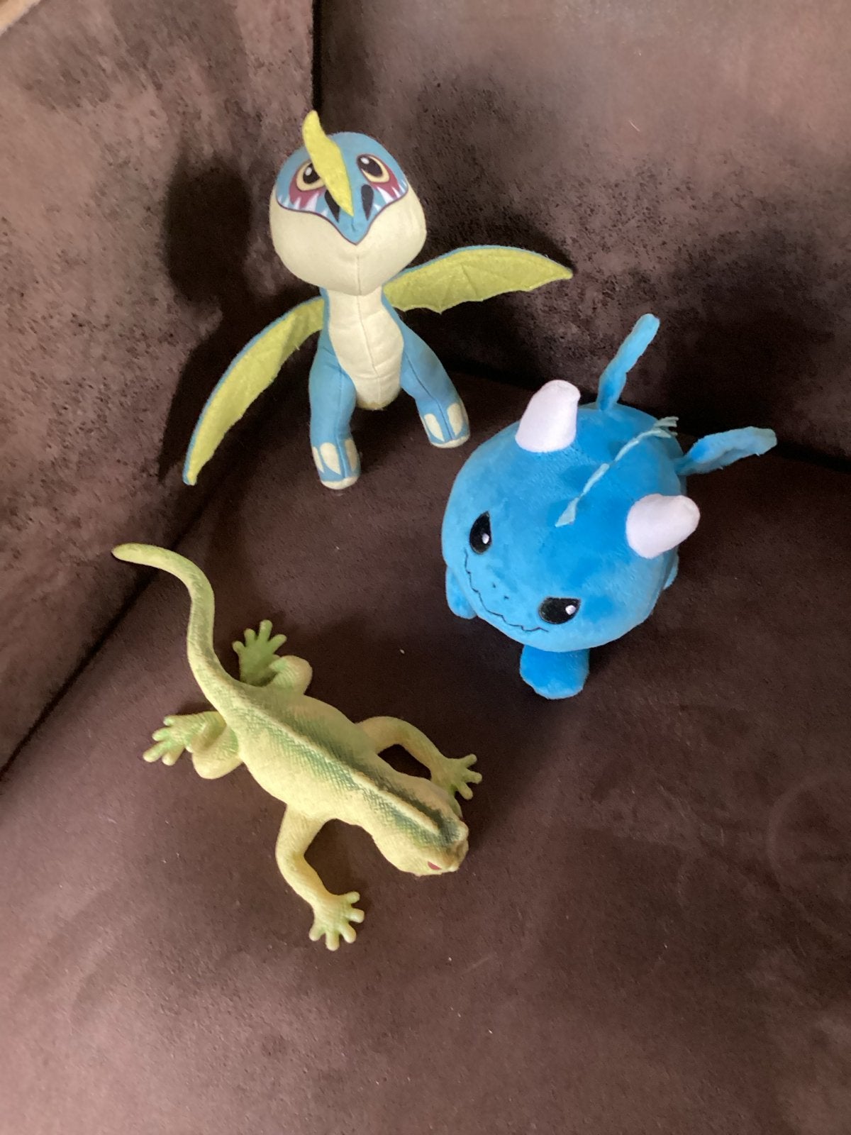 Drie leuke draakjes - knuffels en speelgoed, Kinderen en Baby's, Speelgoed | Knuffels en Pluche, Gebruikt, Dinosaurus, Ophalen of Verzenden