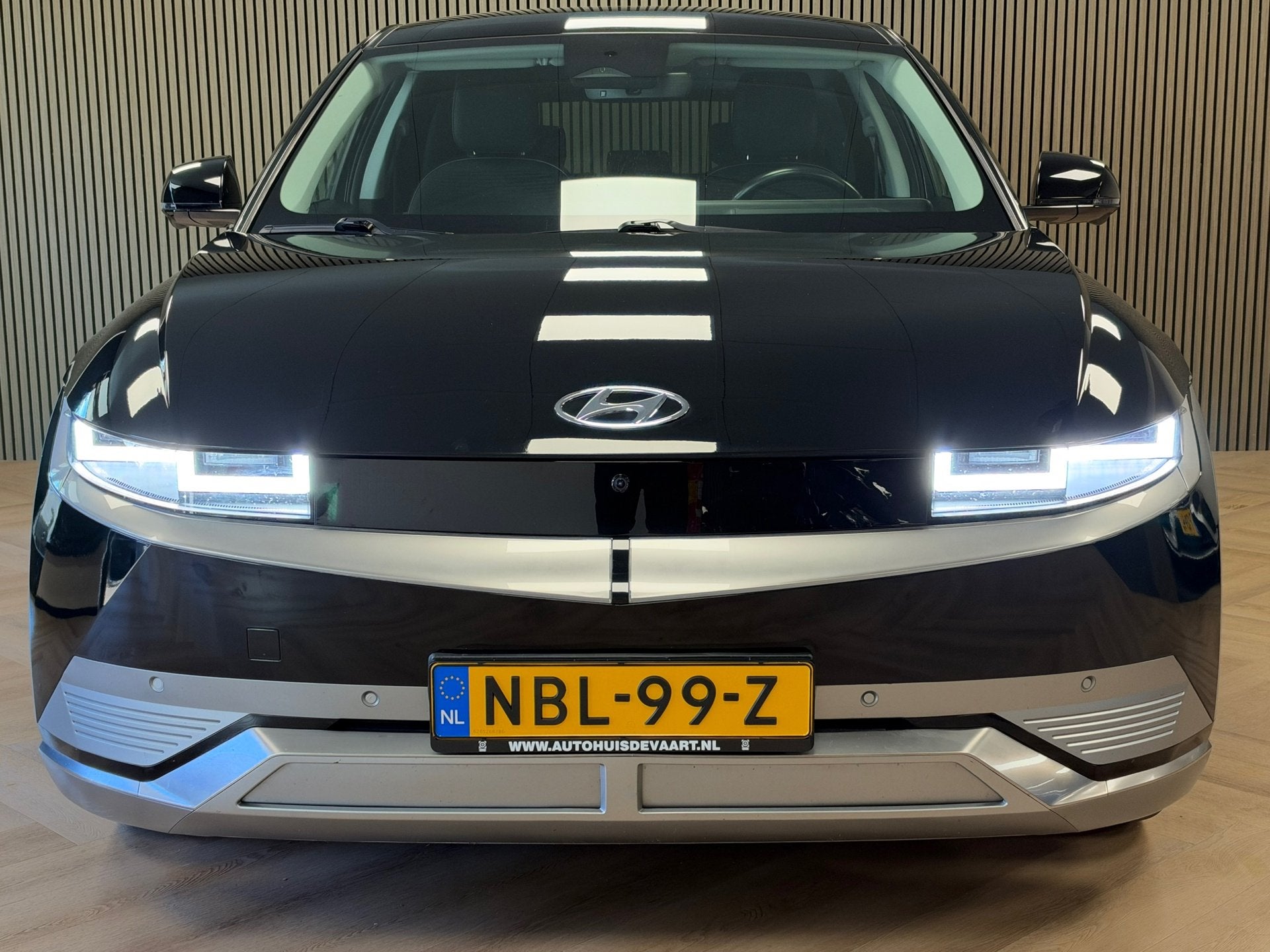 Hyundai IONIQ 5 Uniq 305PK AWD 73kWh SOH100% WARMTEPOMP NAVI, Auto's, Dealer onderhouden, Gebruikt, IONIQ 5, Met garantie (alle)