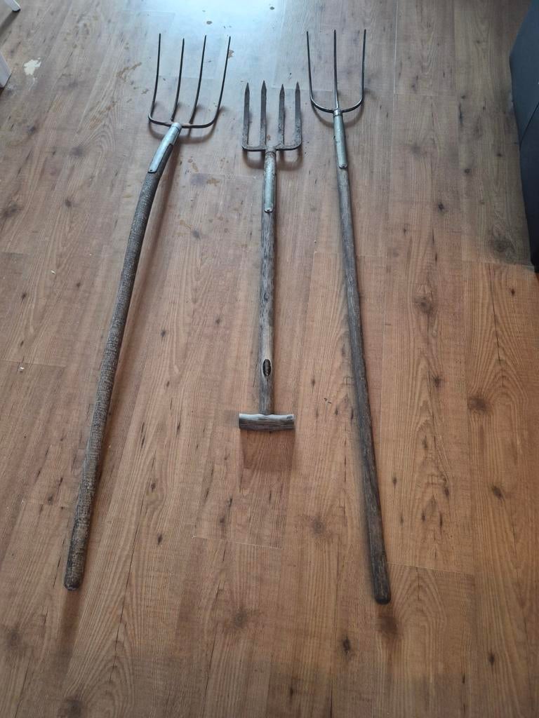 Set van 3 Vintage Hooivorken / Riek, Antiek en Kunst, Antiek | Gereedschap en Instrumenten, Ophalen of Verzenden