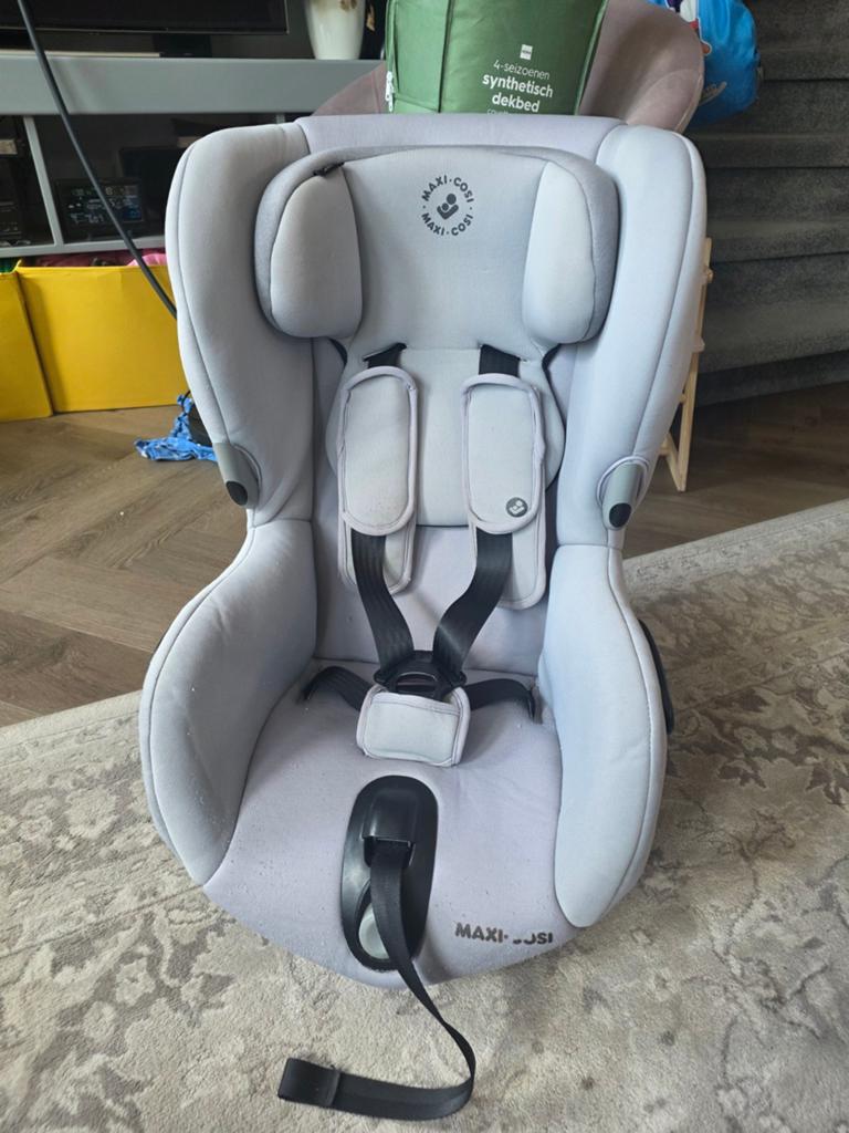 Maxi Cosi Axiss draaibare autostoel, Kinderen en Baby's, Autostoeltjes, Gebruikt, Maxi-Cosi, 9 t/m 18 kg, Autogordel, Ophalen