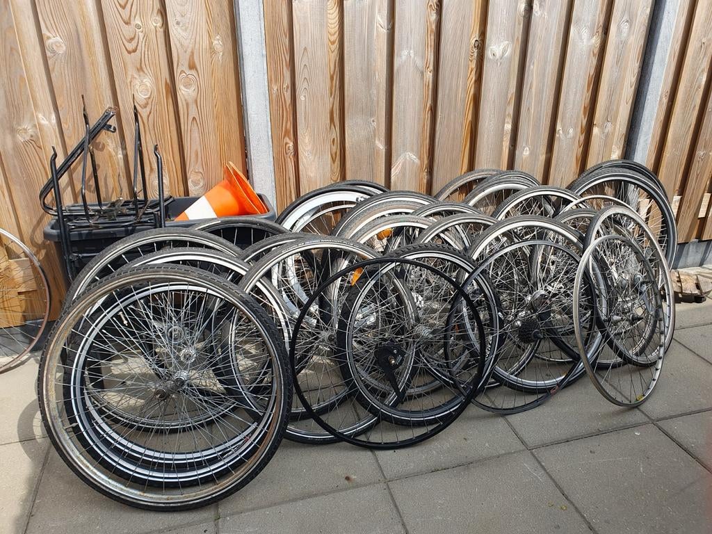 Tekoop verschildende wielen met of zonder band, Ophalen, Wiel