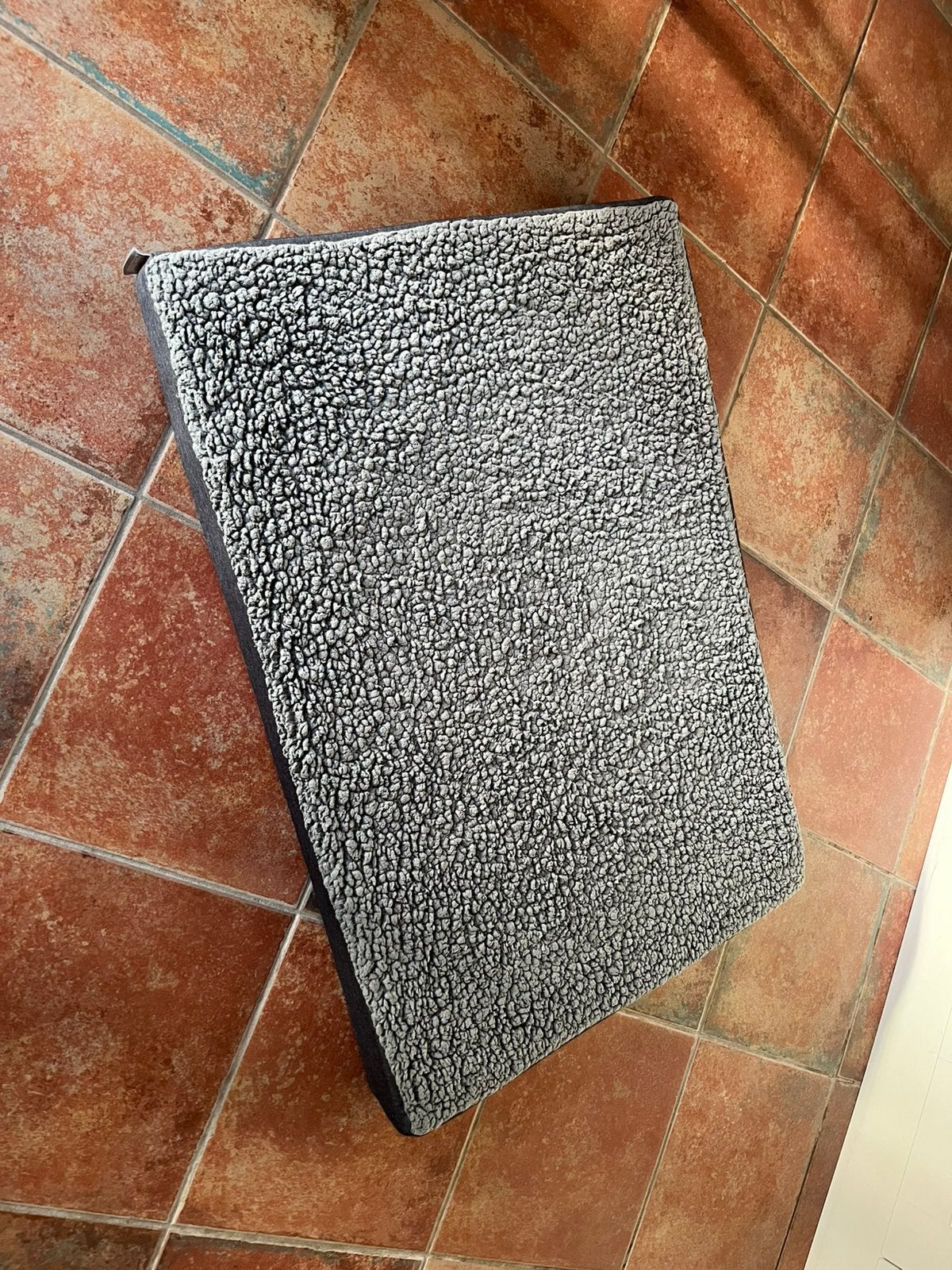 Beeztees hondekussen orthopedisch 100 x 70 x 10, Ophalen, Zo goed als nieuw