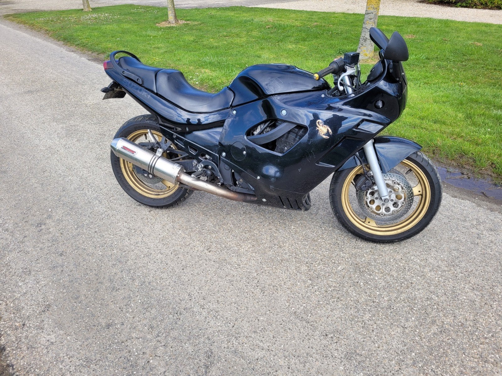 Suzuki GSX 600f, tekoop in onderdelen, Ophalen of Verzenden