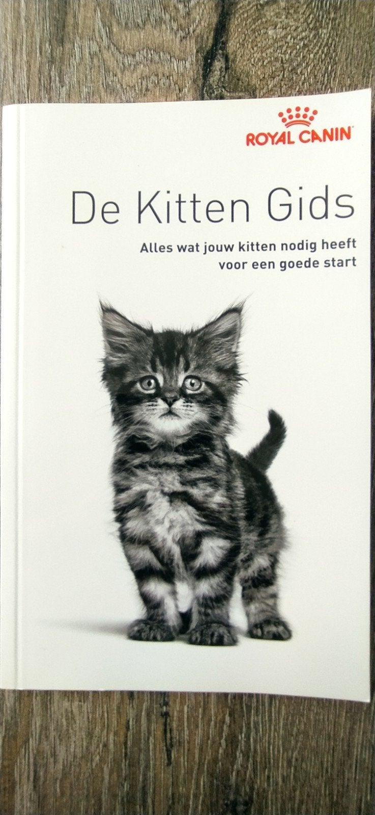 Royal Canin De Kitten Gids - Alles voor een goede start, Ophalen of Verzenden, Zo goed als nieuw, Katten