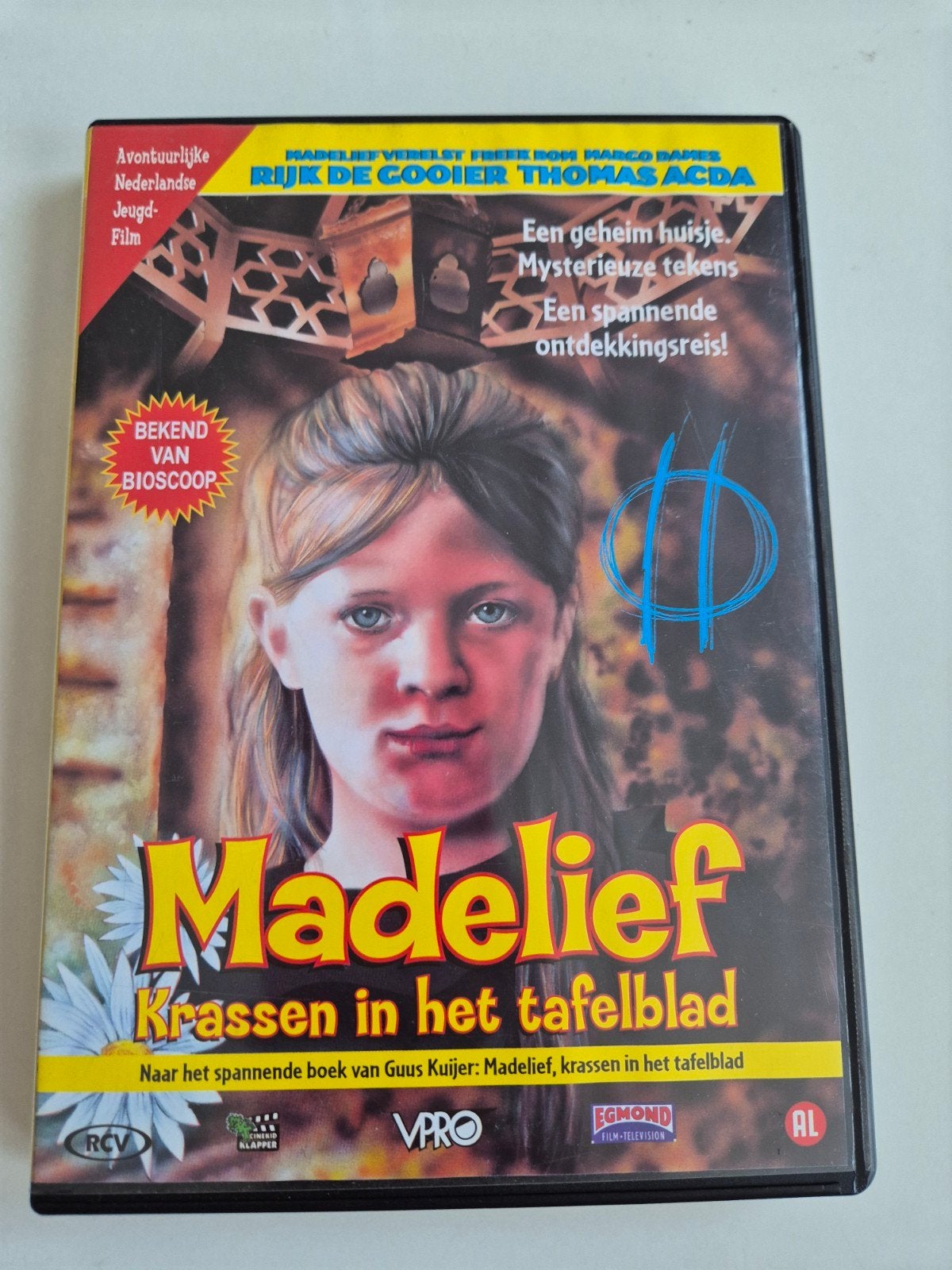 Madelief: Krassen in het tafelblad DVD - Jeugdfilm, Avontuur, Ophalen of Verzenden, Zo goed als nieuw, Vanaf 6 jaar