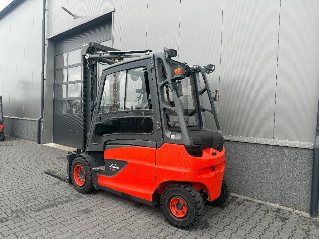 Linde E40 elektrische heftruck 'vorkversteller', Linde, Heftruck, Ophalen of Verzenden, Meer dan 4000 kg