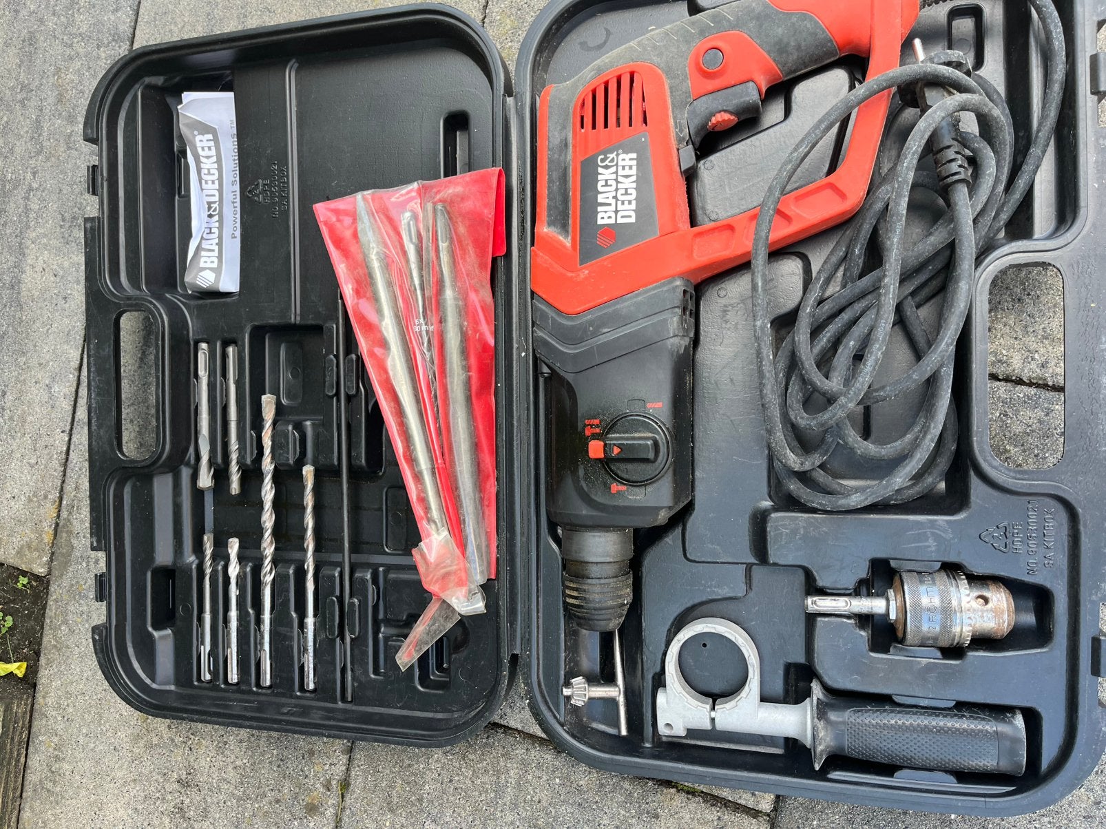 Boor hamer Black Decker met steenboren1x gebruikt, Ophalen, Gebruikt, Boor- en/of Breekhamer, Variabele snelheid