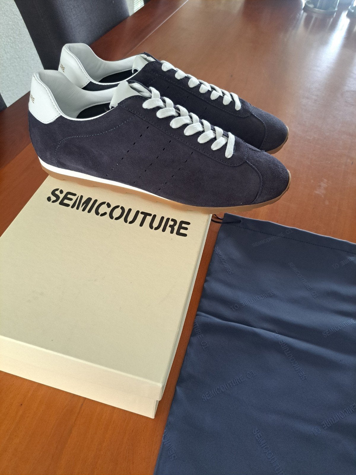 blauwe suède sneakers Semicouture 41, Semicouture, Blauw, Nieuw, Ophalen of Verzenden