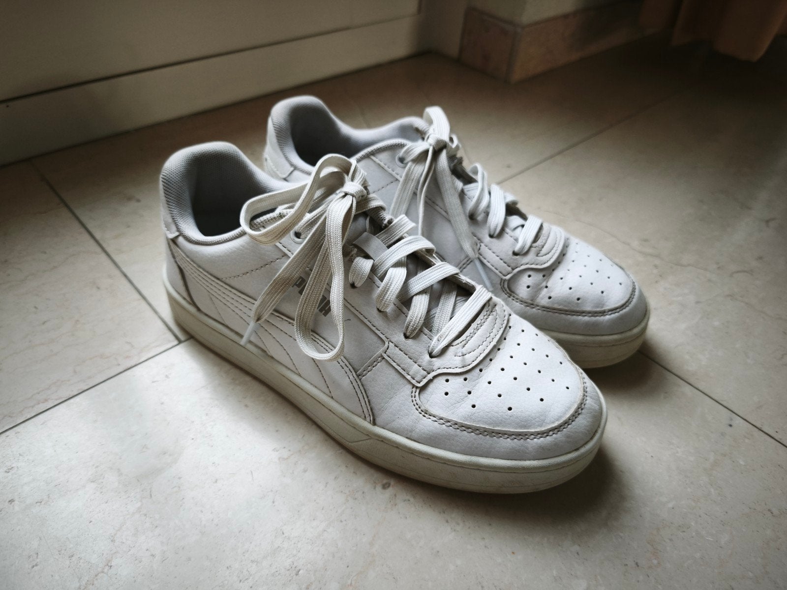 Puma caveb 2.0 witte sneakers maat 38 in goede staat, Asics, Ophalen of Verzenden, Zo goed als nieuw, Jongen of Meisje