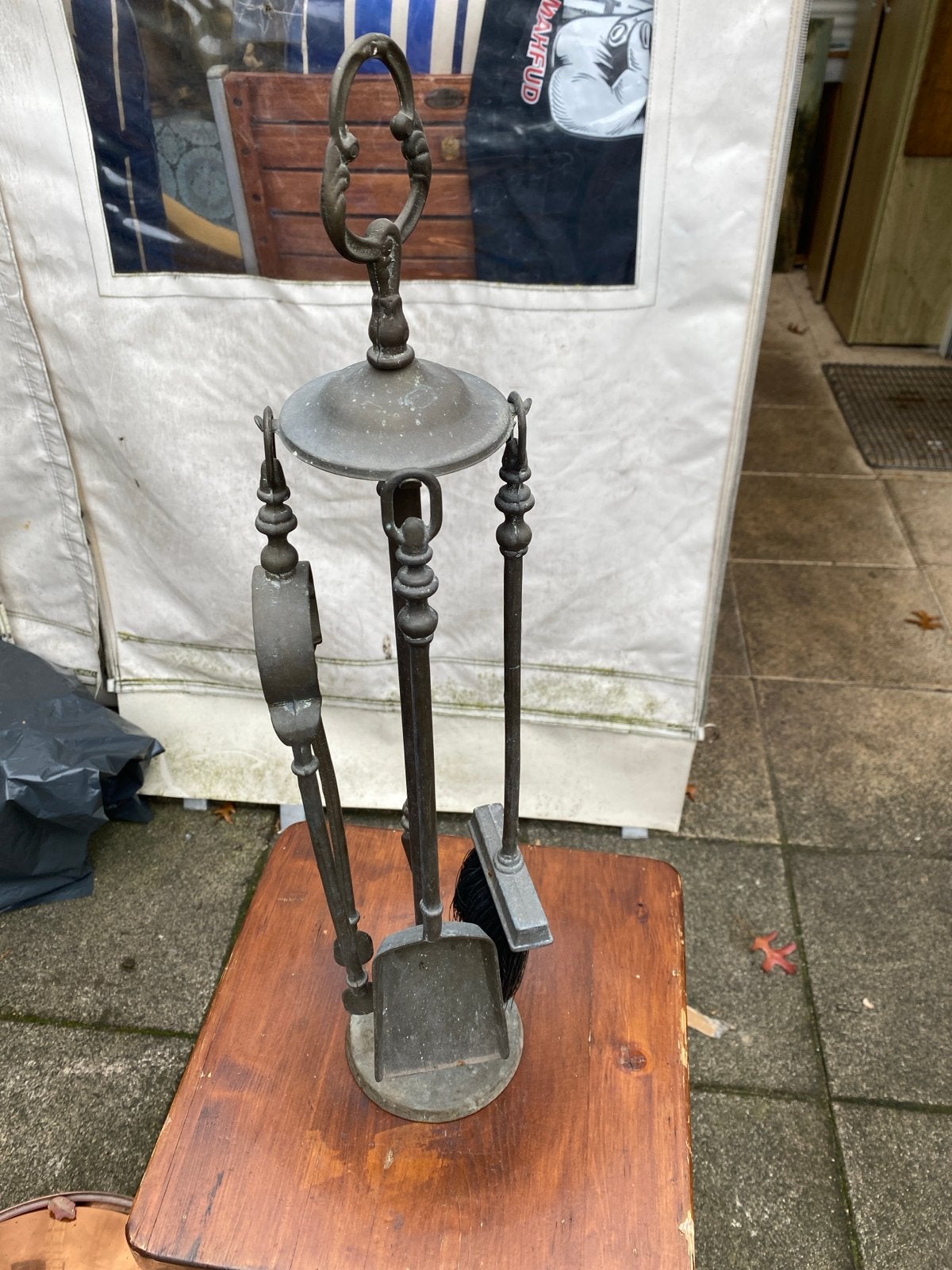 Antieke haardset van brons/messing met 4 accessoires, Ophalen of Verzenden, Gebruikt, Vrijstaande haard, Overige soorten