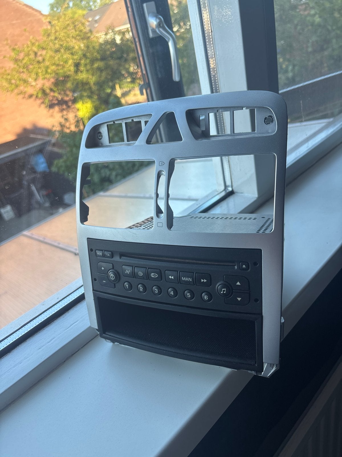Radio + frame Peugeot 307 CC, Ophalen of Verzenden, Gebruikt