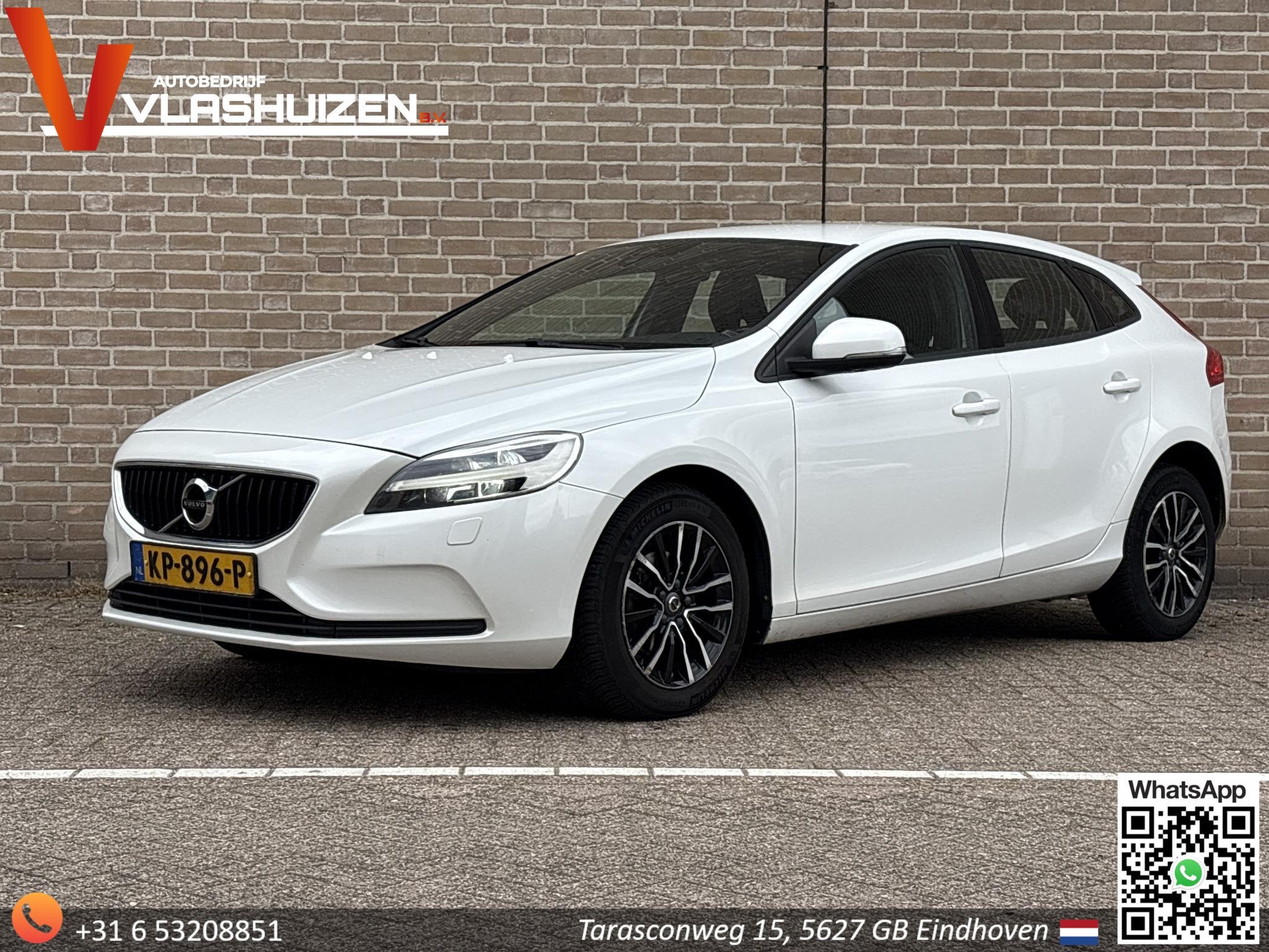 Volvo V40 2.0 D2 Nordic+ | Stoelverwarming | Climate | Cruis, Voorwielaandrijving, Gebruikt, Euro 6, 1969 cc