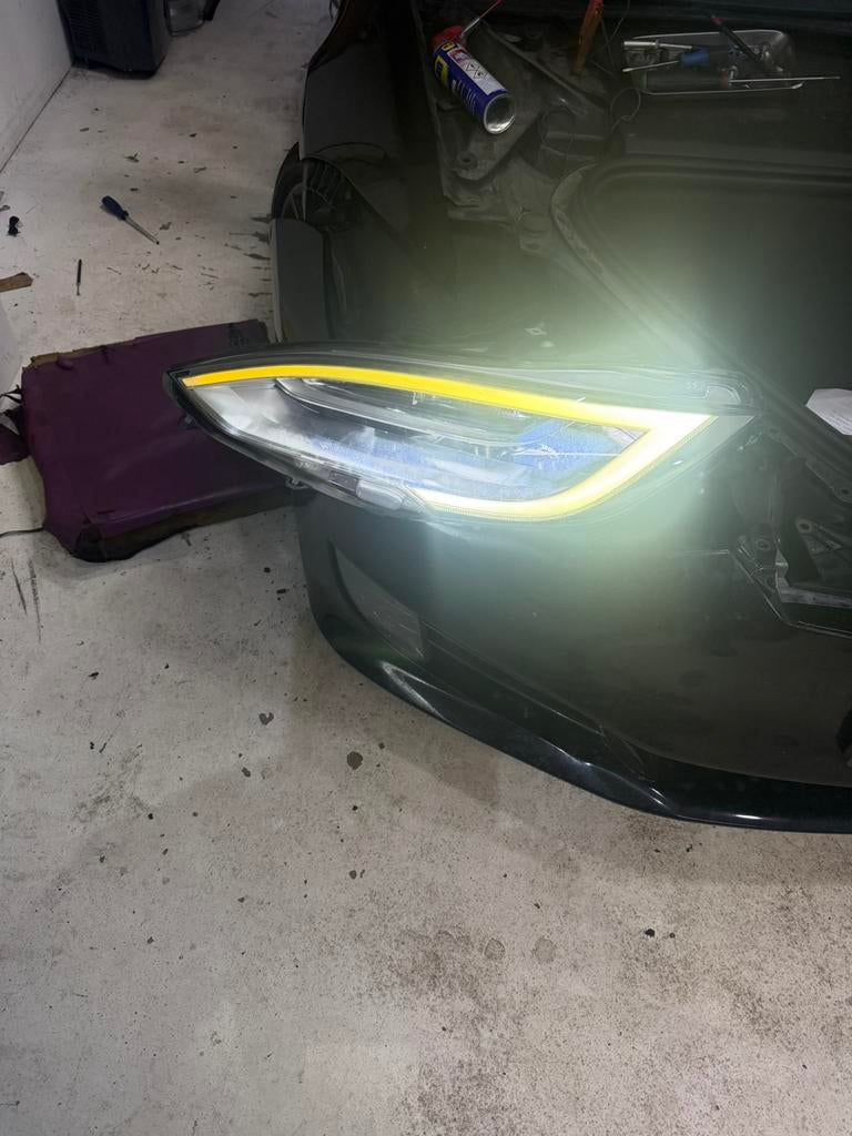 Led tesla moedel S Koplamp Links  zie foto, Auto-onderdelen, Verlichting, Ophalen of Verzenden, Gebruikt
