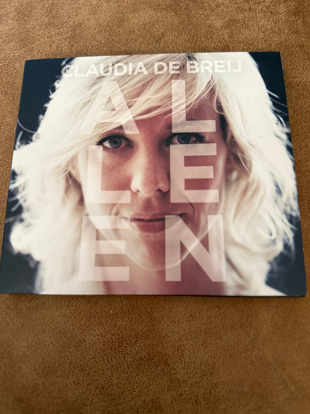 Claudia de Breij - Alleen (CD), Met bonustracks, Cabaret of Kleinkunst, Ophalen of Verzenden, Zo goed als nieuw