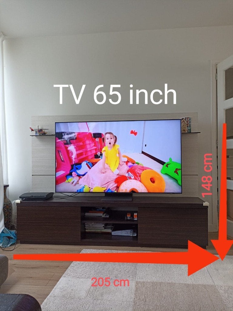 selling TV STAND not TV, Huis en Inrichting, Ophalen, Eikenhout, Zo goed als nieuw, 200 cm of meer