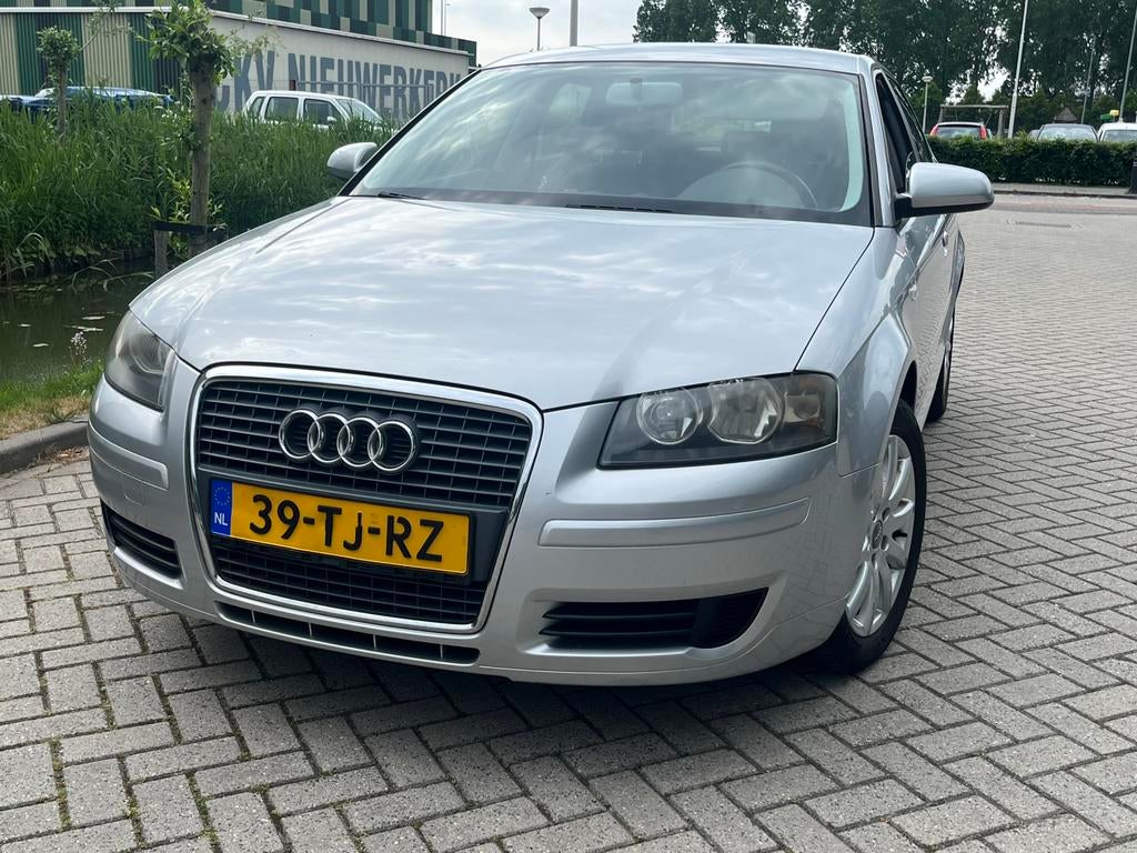 Audi A3 Sportback Benzine 110KW 2006 / CLIMA / APK / NAP, Voorwielaandrijving, 4 cilinders, Bedrijf, 149 pk