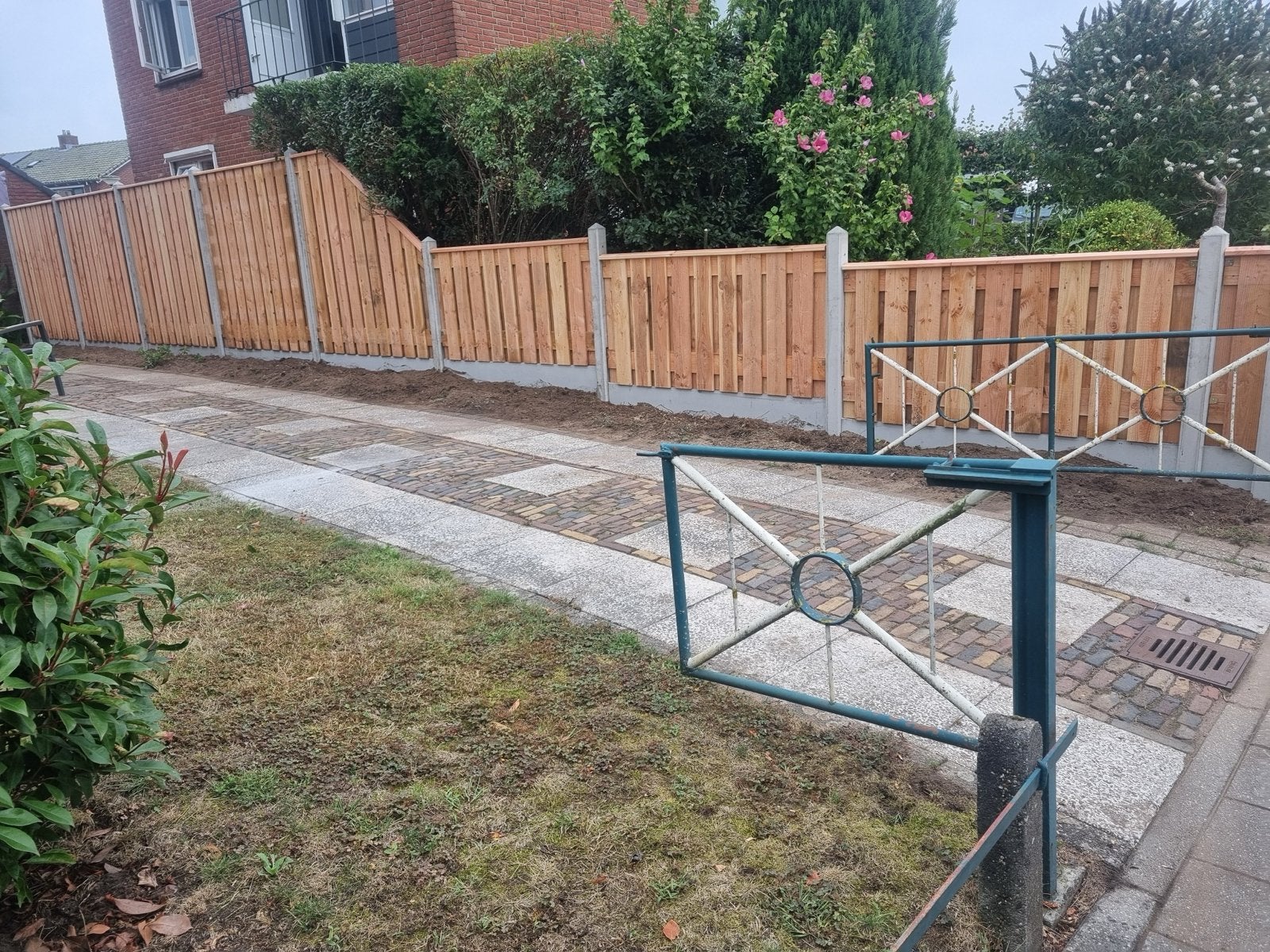 Douglas schermen met grijze paal en plaat, Tuin en Terras, 1 tot 2 meter, 6 meter of meer, Nieuw, Ophalen of Verzenden