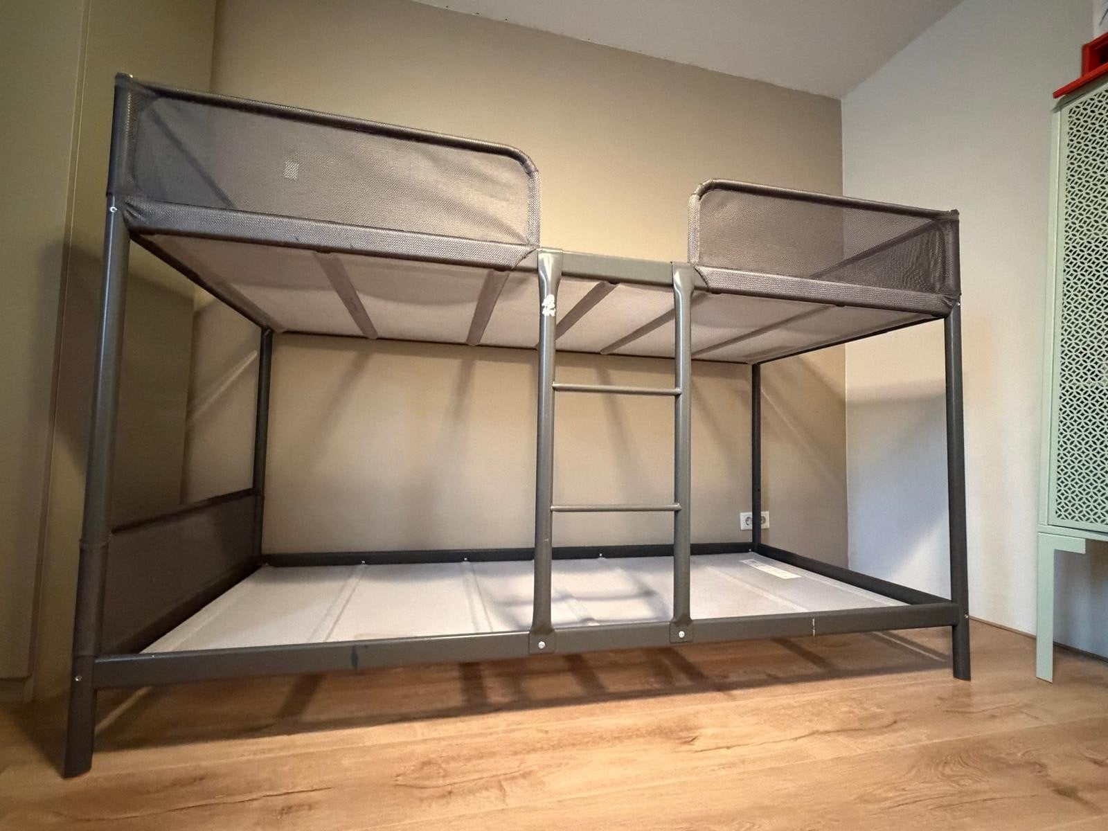 Stapelbed Ikea, Huis en Inrichting, Slaapkamer | Stapelbedden en Hoogslapers, Ophalen, 90 cm, Tweepersoons, Zo goed als nieuw