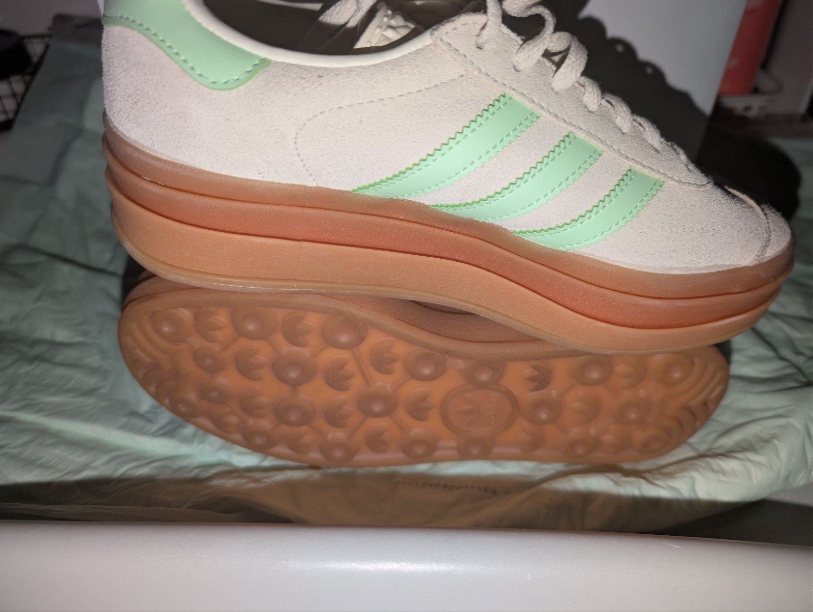 Adidas Gazelle Bold sneakers - Maat 37 1/2, Adidas, Beige, Nieuw, Ophalen of Verzenden