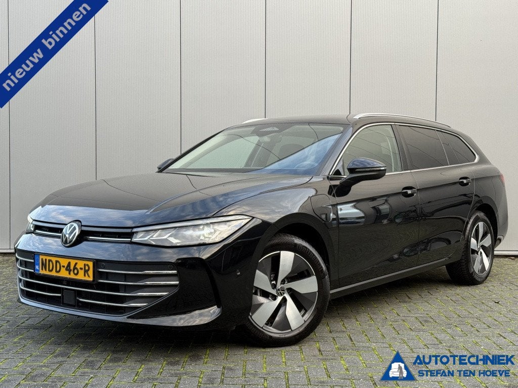 Volkswagen Passat Variant 1.5 eHybrid EINDEJAARSAANBIEDING M, Auto's, Automaat, 12 maanden, Stof, Euro 6
