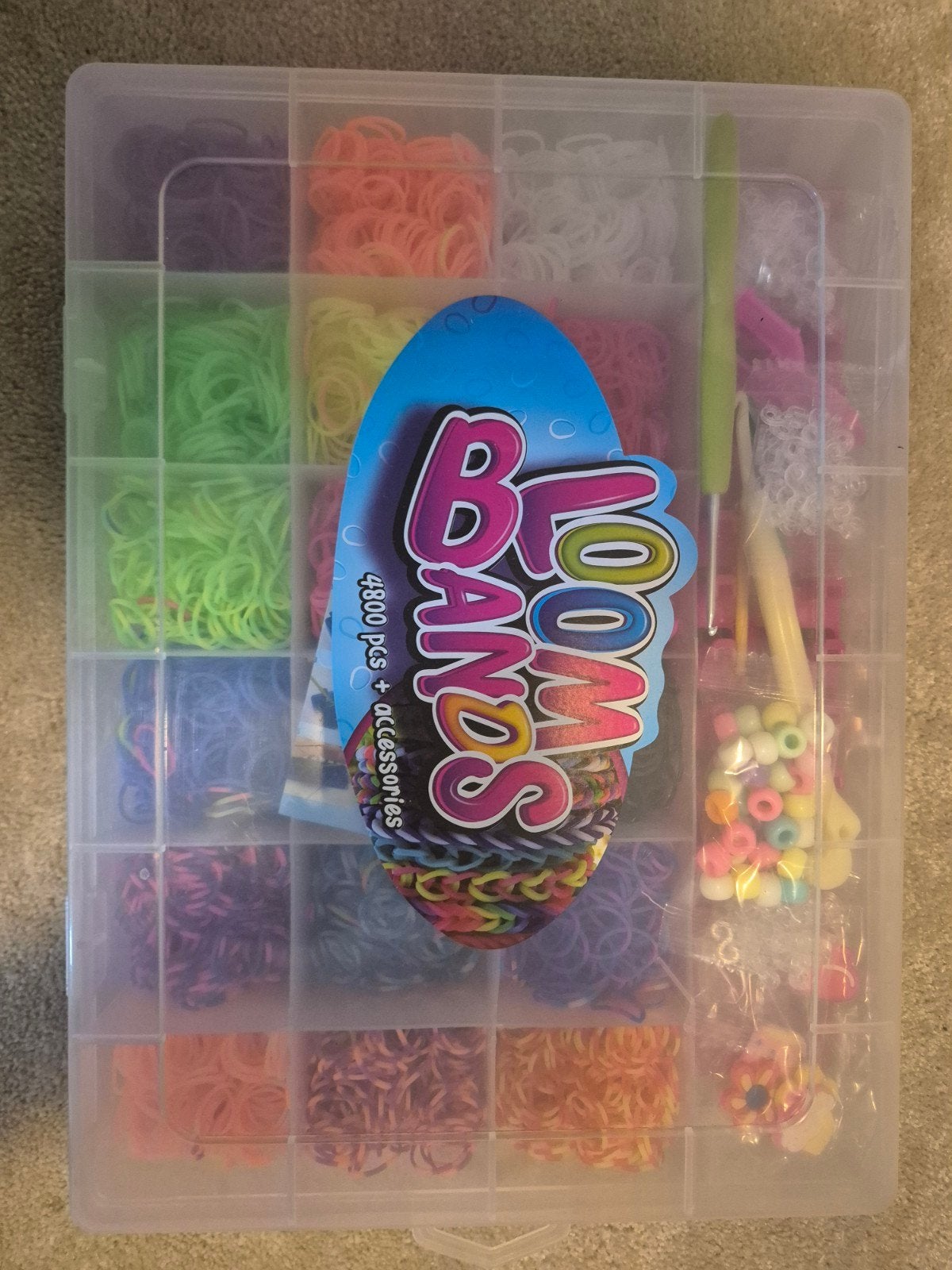 Grote set Loombands (4800 stuks) met accessoires, Nieuw, Meerkleurig, Ophalen of Verzenden, Educatief