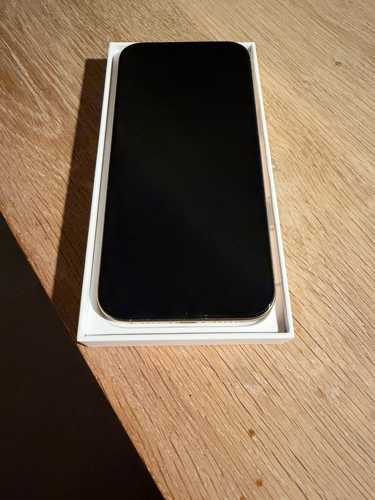 Apple Iphone 16 pro max 256 GB
