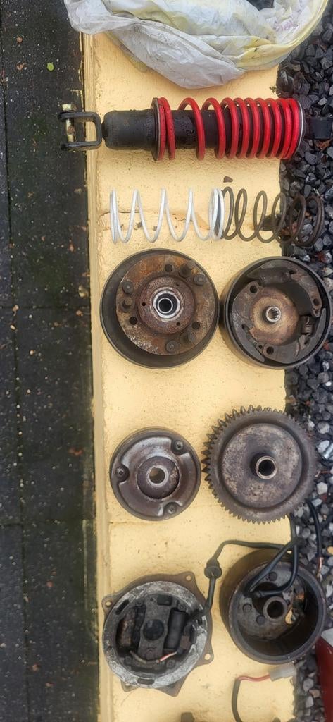 Suzuki LT80 onderdelen benzinekraan,koppeling,vario,uitlaat, Ophalen of Verzenden
