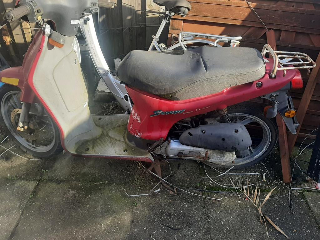 Honda scoopy schuurvondst, Fietsen en Brommers, Ophalen of Verzenden, Gebruikt, Benzine