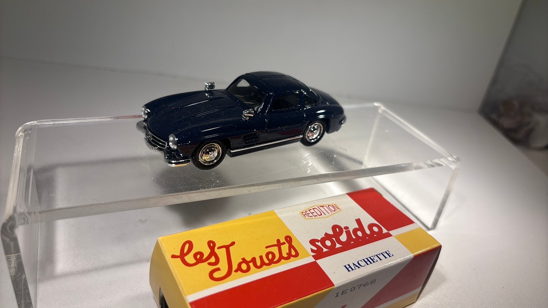 Mercedes benz 300 sl bleu solido 1.43, Auto, Solido, Ophalen of Verzenden, A