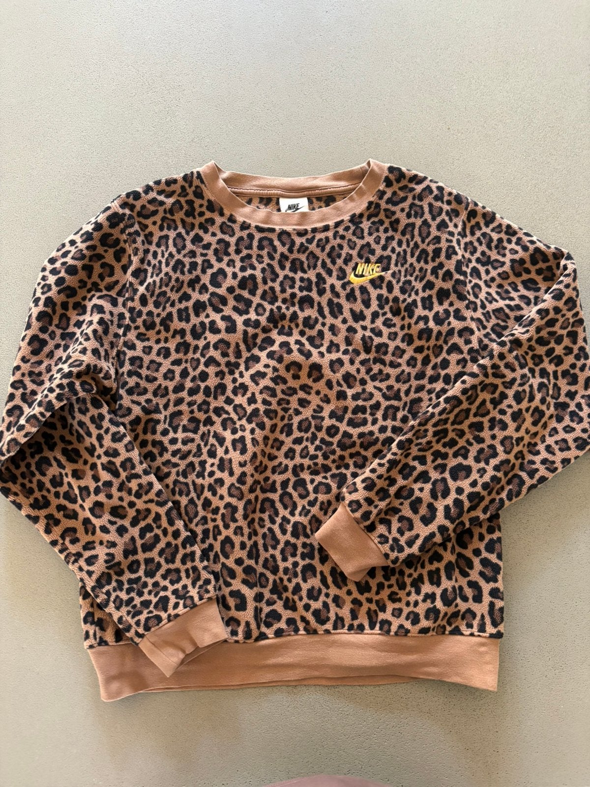 Nike sportswear woman’s fleece crew maat xs, Kleding | Dames, Ophalen of Verzenden, Zo goed als nieuw, Maat 34 (XS) of kleiner
