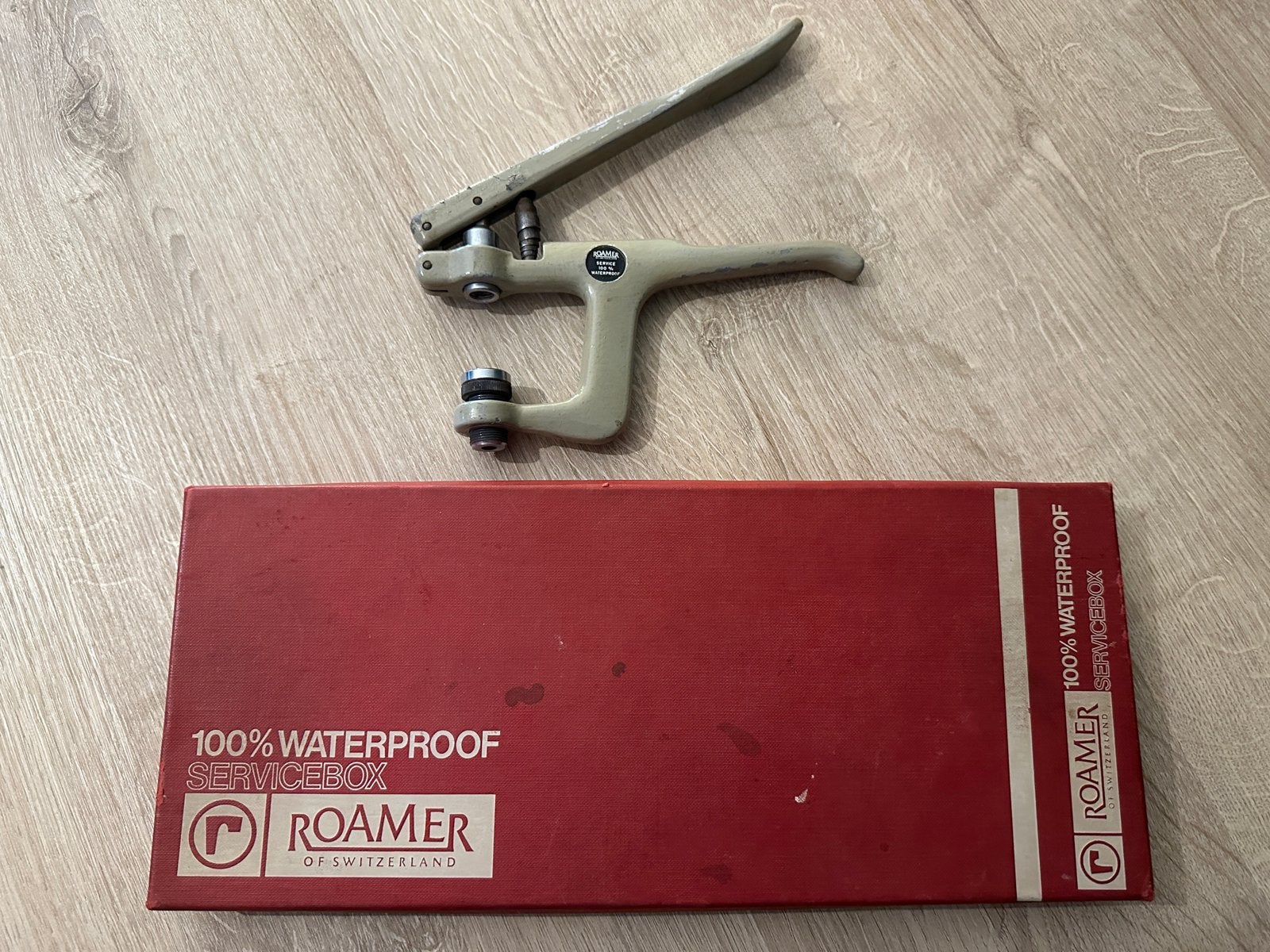 Vintage Roamer 100% Waterproof Servicebox + Glaseinperstang, Ophalen of Verzenden, Staal, Overige merken, 1960 of later