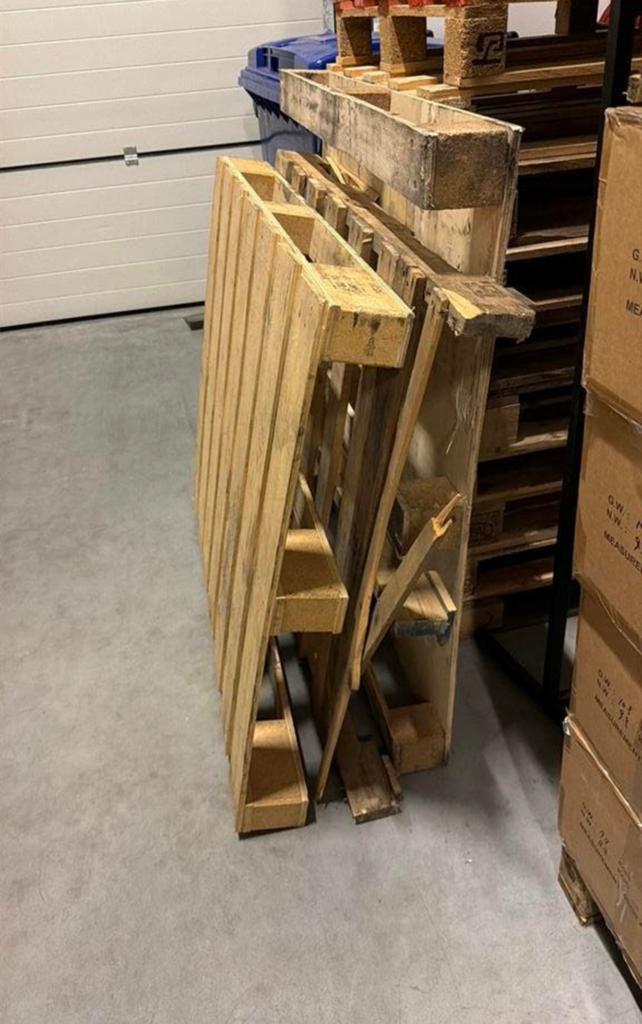 3 pallets, gratis afhalen in Goirle, Tuin en Terras, Haardhout, Ophalen