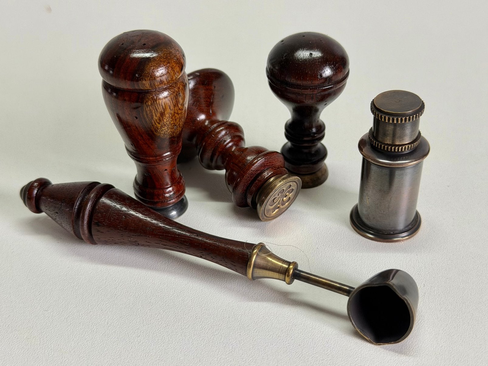 Laquer Seal Set (lakzegel set inclusief brander), Ophalen of Verzenden, Zo goed als nieuw
